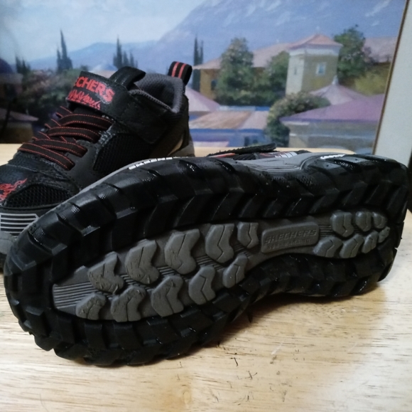 👟👟Skechers Turbo Speed Slip On Sneakers Kids Boys Size 4.5 Black Green 403760L - Picture 9 of 15